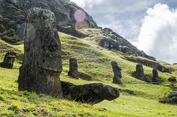08 - Chile - isla de Rapa Nui o Pascua - Rano Raraku